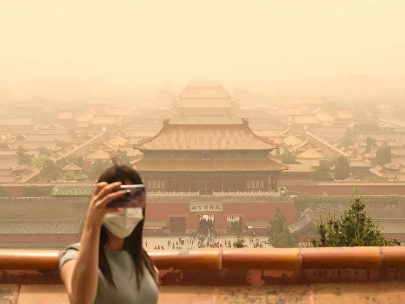 《纽约时报》网站里的中国最强沙尘暴